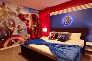 Thematic Home with Pool Spa and Game room! - 0