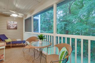 High-End Pawleys Island Condo with Porch and Pools! - 9