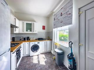 Luxury and lovely Cosy well equipped home with Free Parking and Free Fast WiFi - Morley - 5