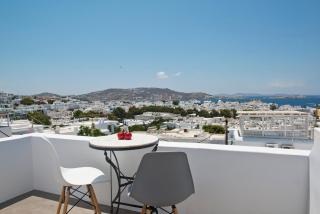 Pulse Mykonos Town Suites - 9