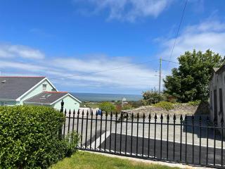 Converted Welsh Sunday School with Sea View & Garden on Anglesey - Dog Friendly - Amlwch - 3