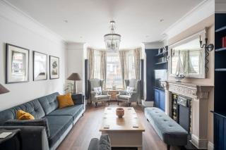 Beautiful Spacious Beach Home Newly Renovated - 0