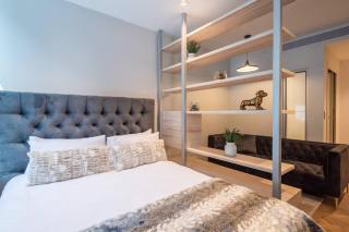 Contemporary City Oasis - 1