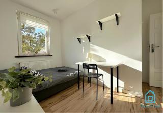 Sobieski Room - Peaceful Retreat, 10 Minutes to Gdańsk Old Town & Seaside - 8