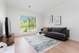 3 bedroom Townhouse In Bonbeach VIC - 8