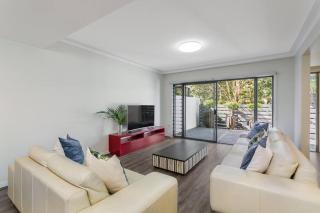 DY008 - 3 bedroom townhouse - Dee Why - Sydney - 1