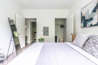One bedroom luxury apartment (Gym, Wifi, Parking, Rooftop Deck) - Seattle - 4