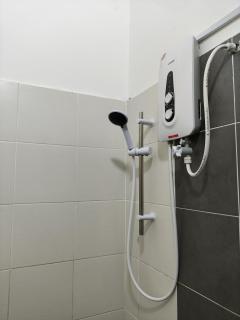 Amisya Homestay - Kampung Raja - 3