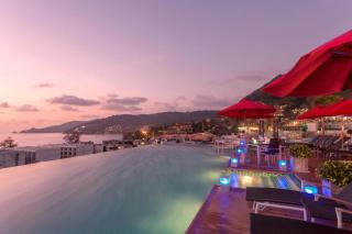 Seaview duplex with jacuzzi at The Charm Resort Patong - Patong - 4