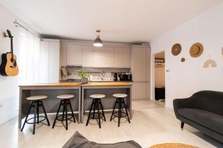Arté - 2 Bedroom Apartment near Coresi Mall with Free Parking - Braşov - 8