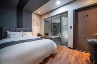 You&Me Hotel - 3