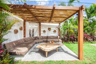 Spacious 4 Br Walking Distance To Finns Beach - Canggu - 3