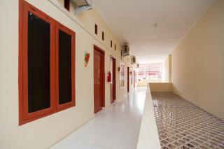 RedDoorz near Universitas Muhammadiyah Pringsewu - Margakaya - 2