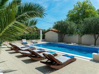 Vila Ines near nature park Vrana - Stankovci - 2