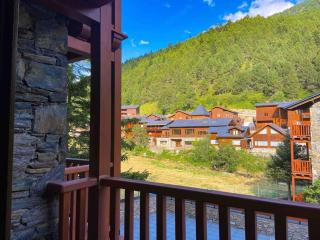 Modern Grey Studio En Valle De Incles - Parking Gratis l by BonesVacances - 8