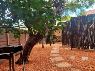 Palm Inn Guesthouse - 4