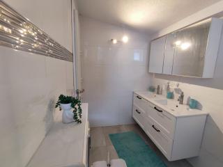 Two Bedroom Apartmant Marijano with Garden - Zadar - 1