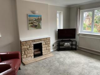 Large 2-bedroom maisonette with free parking - Twickenham - 1