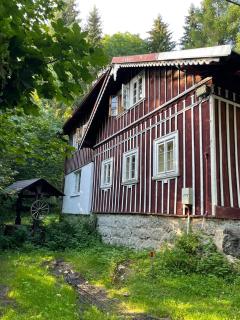 Roubenka u potoka Jizerské hory - Desná - 7
