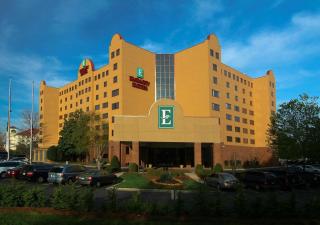 Embassy Suites Charlotte - Charlotte - 9