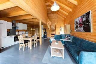 5 Sterne Ferienhaus Annika mit Kamin, Seeblick und großer Terrasse - Rieden - 0