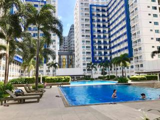 Sea Residences near Mall of Asia by K-baysuites - Manila - 0