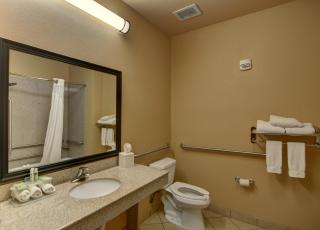 Holiday Inn Express Hotel and Suites Altus by IHG - 5