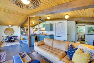 Whidbey Island Oasis Walk to Beach, Hot Tub, View - Greenbank - 0