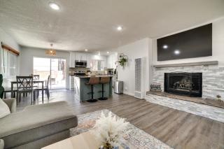 half Mi to Lake Tahoe Pet-Friendly Cabin - 5