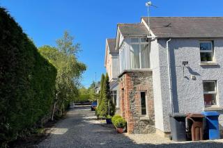 Converted Victorian Coach House on the North Coast - Coleraine - 8