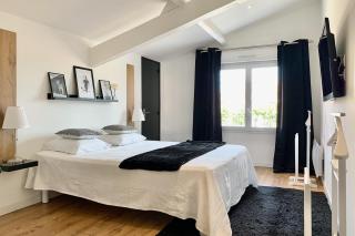 La Maison Blanche 5*, Piscine & vue Cité Médiévale - 3