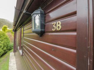 Canadian Cabin No 38 - Keswick - 8