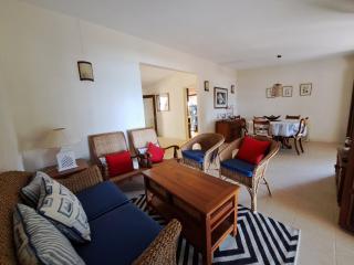 Serenity - Cheerful 2-Bedrooms Beachfront Villa. - 6