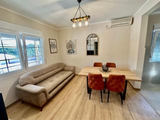 Sunny village, pool house - Podgorica - 6