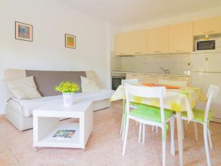 Apartment With a Garden - 4