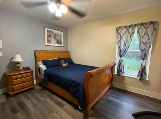 A Treasure Coast Gem- Private entrance and private bathroom - Port Saint Lucie - 2