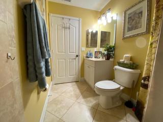 A Treasure Coast Gem- Private entrance and private bathroom - Port Saint Lucie - 1