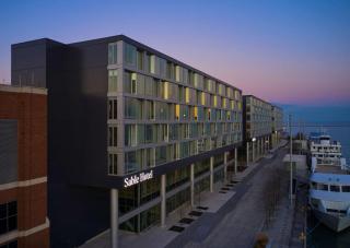 Sable At Navy Pier Chicago, Curio Collection By Hilton - 4