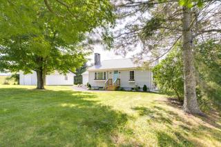 Orrington Vacation Rental with Private Deck and Views! - Orrington - 8