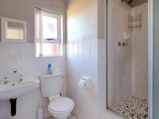 Lagoon & Ocean View Retreat - Jeffreys Bay - 5