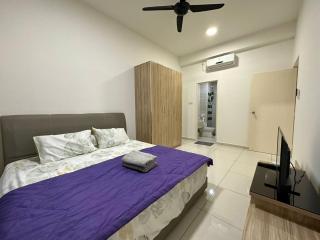 DSummit City View High Floor 5-6 Pax Netflix WiFi - Johor Bahru - 0