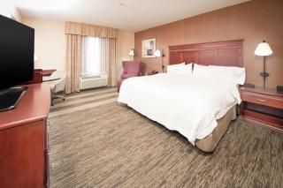 Hampton Inn & Suites Greensburg - 3
