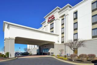 Hampton Inn & Suites Wilmington - Wilmington - 8