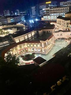 BGC, Luxe McKinley Condo at Venice Residences, Free Parking and WiFi - 8
