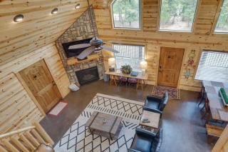 Penny Lane Lodge Broken Bow Cabin Less Than 6 Mi to Lake - Broken Bow - 4
