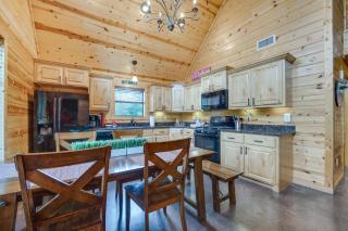 Penny Lane Lodge Broken Bow Cabin Less Than 6 Mi to Lake - Broken Bow - 1