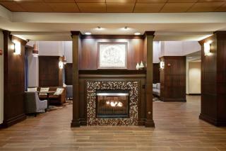 Hampton Inn & Suites Detroit-Canton - Canton - 2