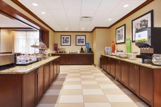 Hampton Inn Detroit/Southgate - 1
