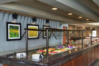 DoubleTree by Hilton Fresno Convention Center - 1