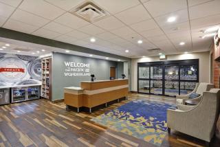 Hampton Inn & Suites Grants Pass - 3